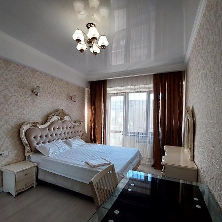 Elite Apartment In Street Mederova 50 Bishkek Exterior foto