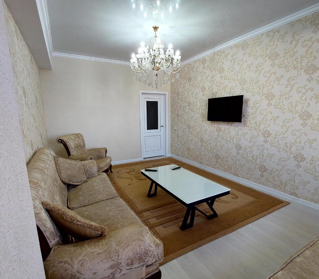 Elite Apartment In Street Mederova 50 Bishkek Exterior foto